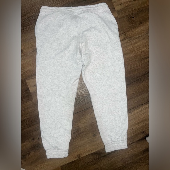 Disney Lilo & Stitch Sweatpants - Picture 4 of 5